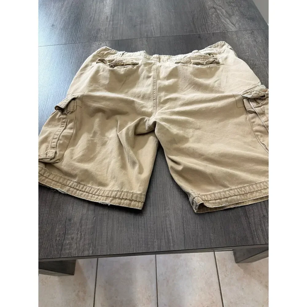 Men’s IRON cargo shorts size 36